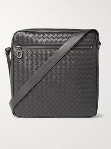 Bottega Veneta Intrecciato Leather Messenger Bag In Black