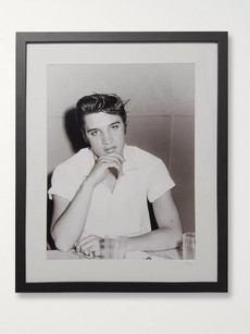 Sonic Editions Framed 1956 Elvis At Diner Print, 17" X 21" In Black