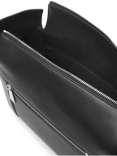 Bottega Veneta Leather Messenger Bag In Black