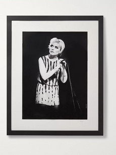 Sonic Editions Framed 1979 Debbie Harry In Manchester Print, 17" X 21" In Black