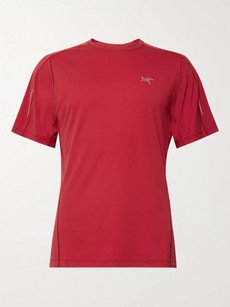 Arc'teryx Motus Slim-fit Phasic Sl T-shirt In Claret