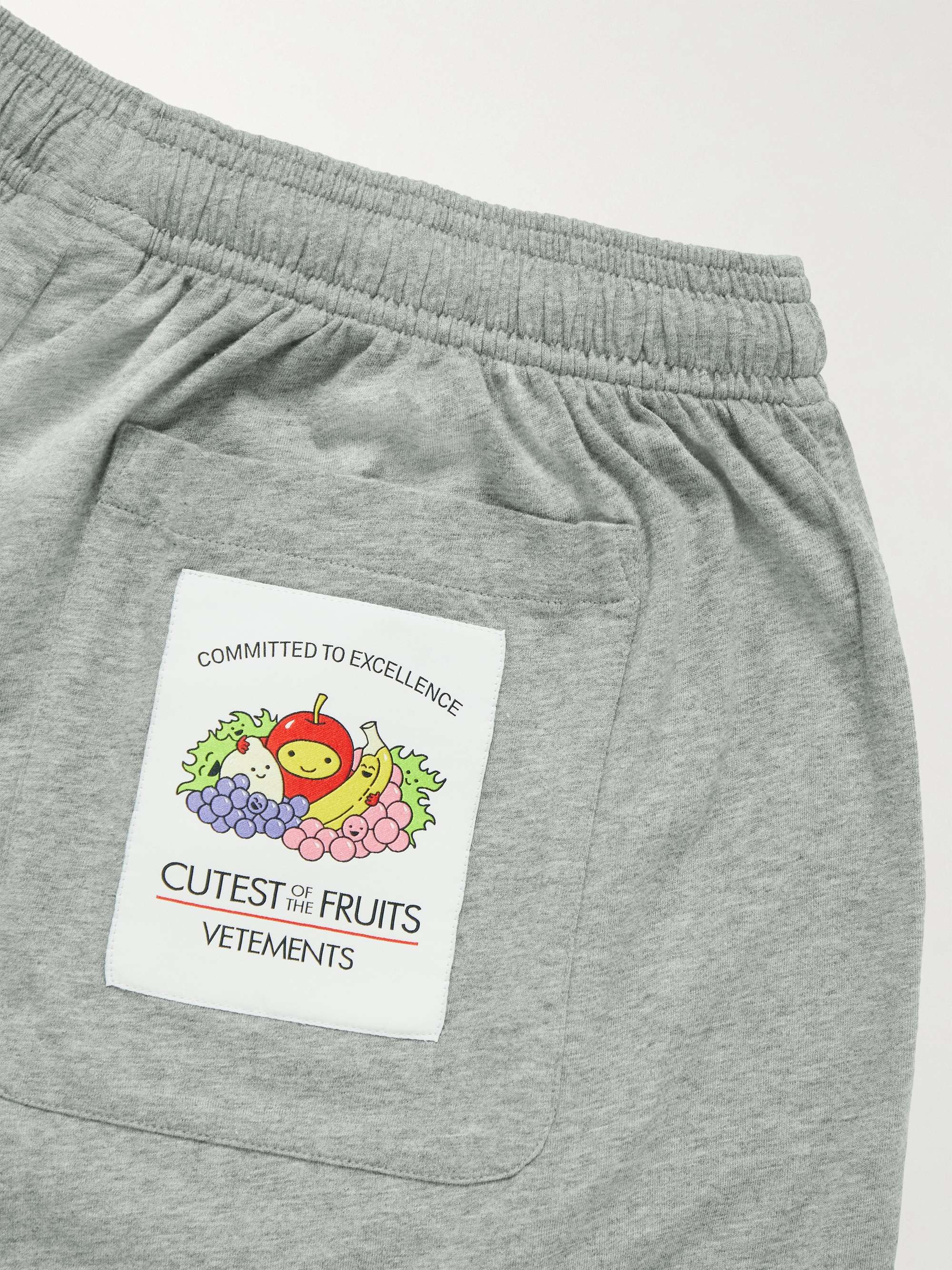 VETEMENTS Wide-Leg Printed Cotton-Jersey Shorts