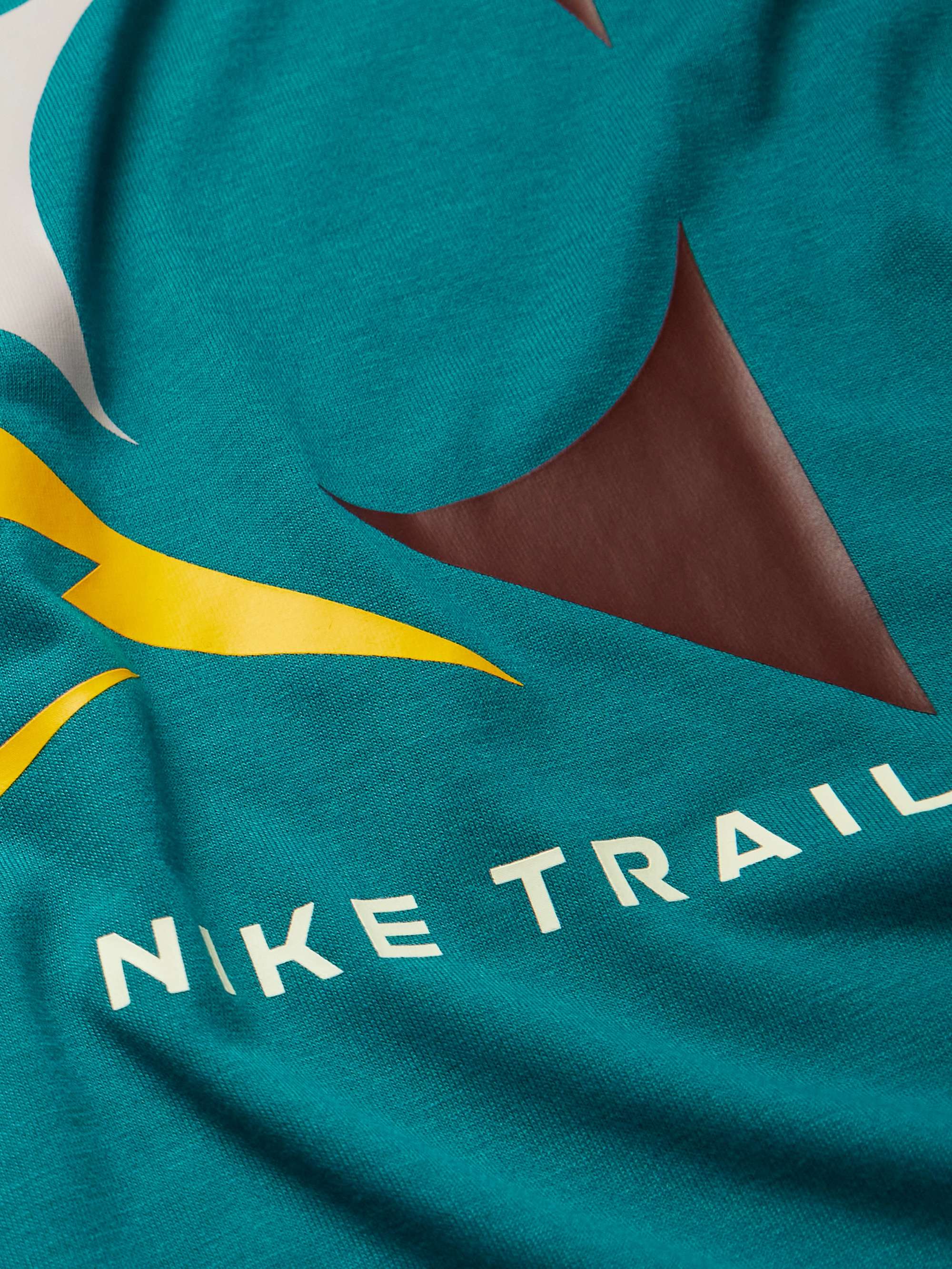 NIKE RUNNING Trail Dri-FIT T-Shirt