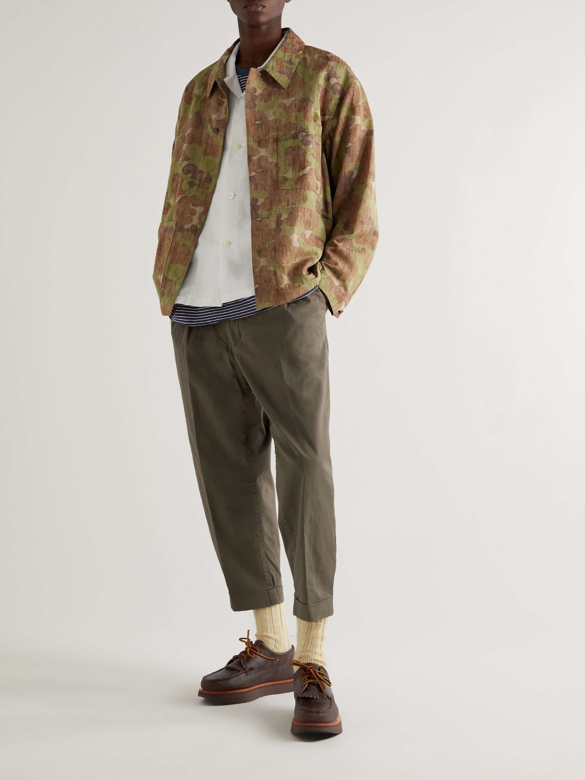 BEAMS PLUS Cropped Pleated Cotton-Corduroy Trousers