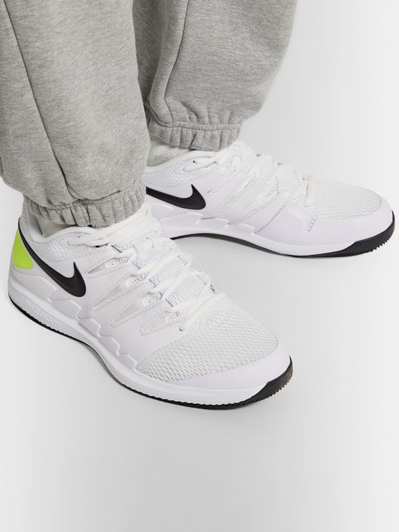 nike tennis shoes with strap