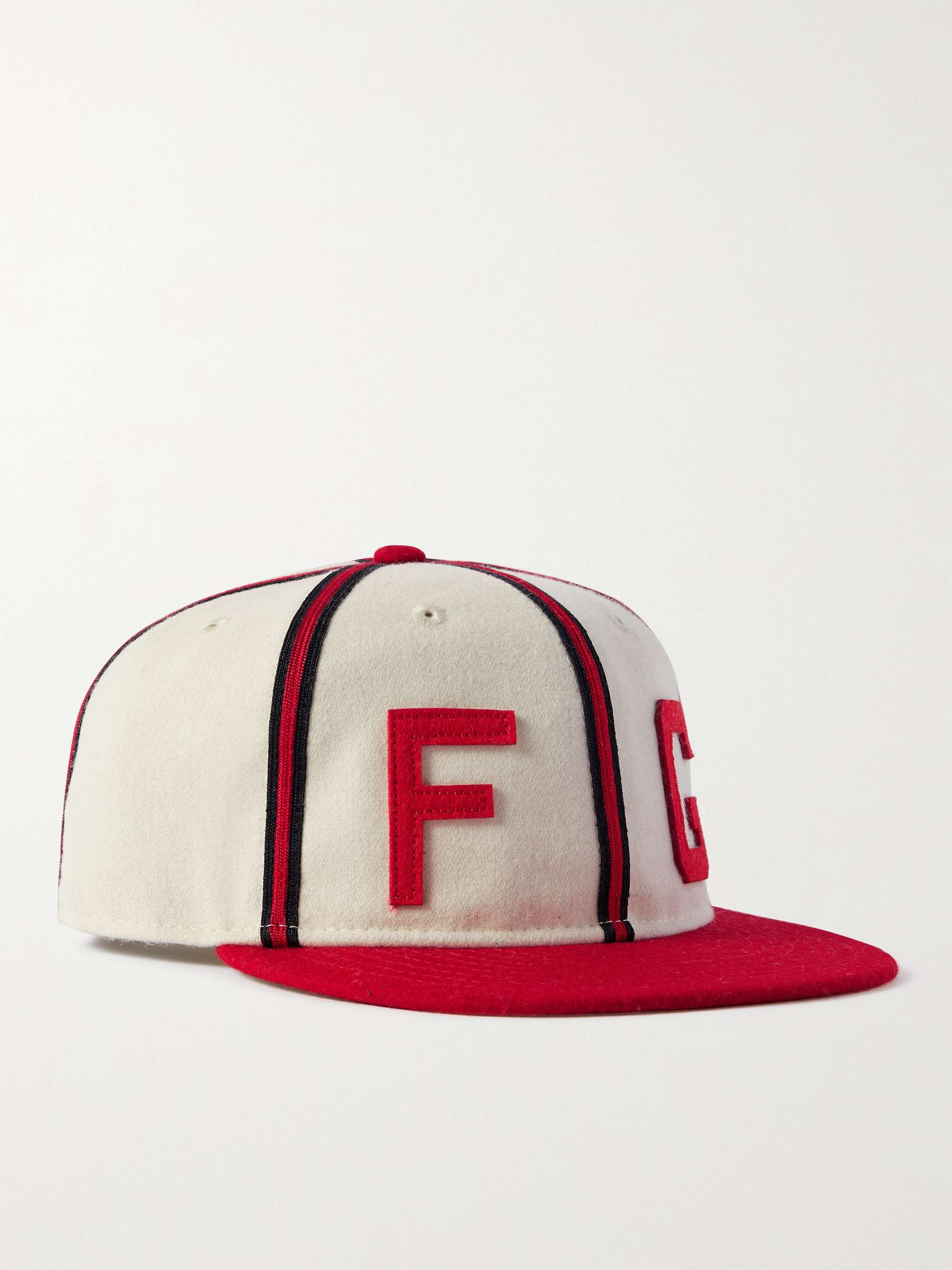 피어오브갓 에센셜 FG 스냅백 볼캡 FEAR OF GOD ESSENTIALS Logo-Appliqued Cotton-Flannel Baseball Cap,Cream