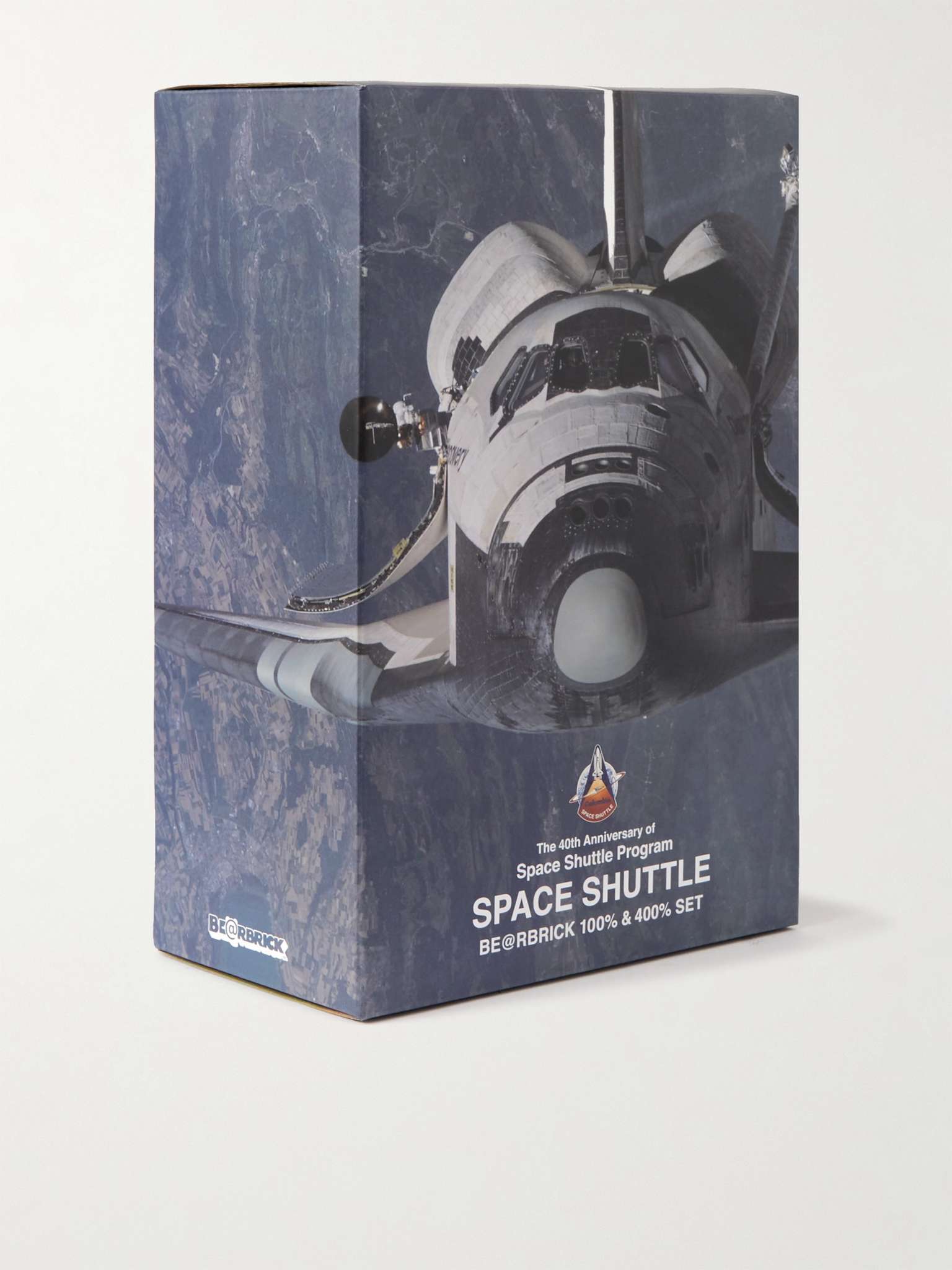 Gray + Space Shuttle 100% + 400% Printed PVC Figurine Set | BE@RBRICK