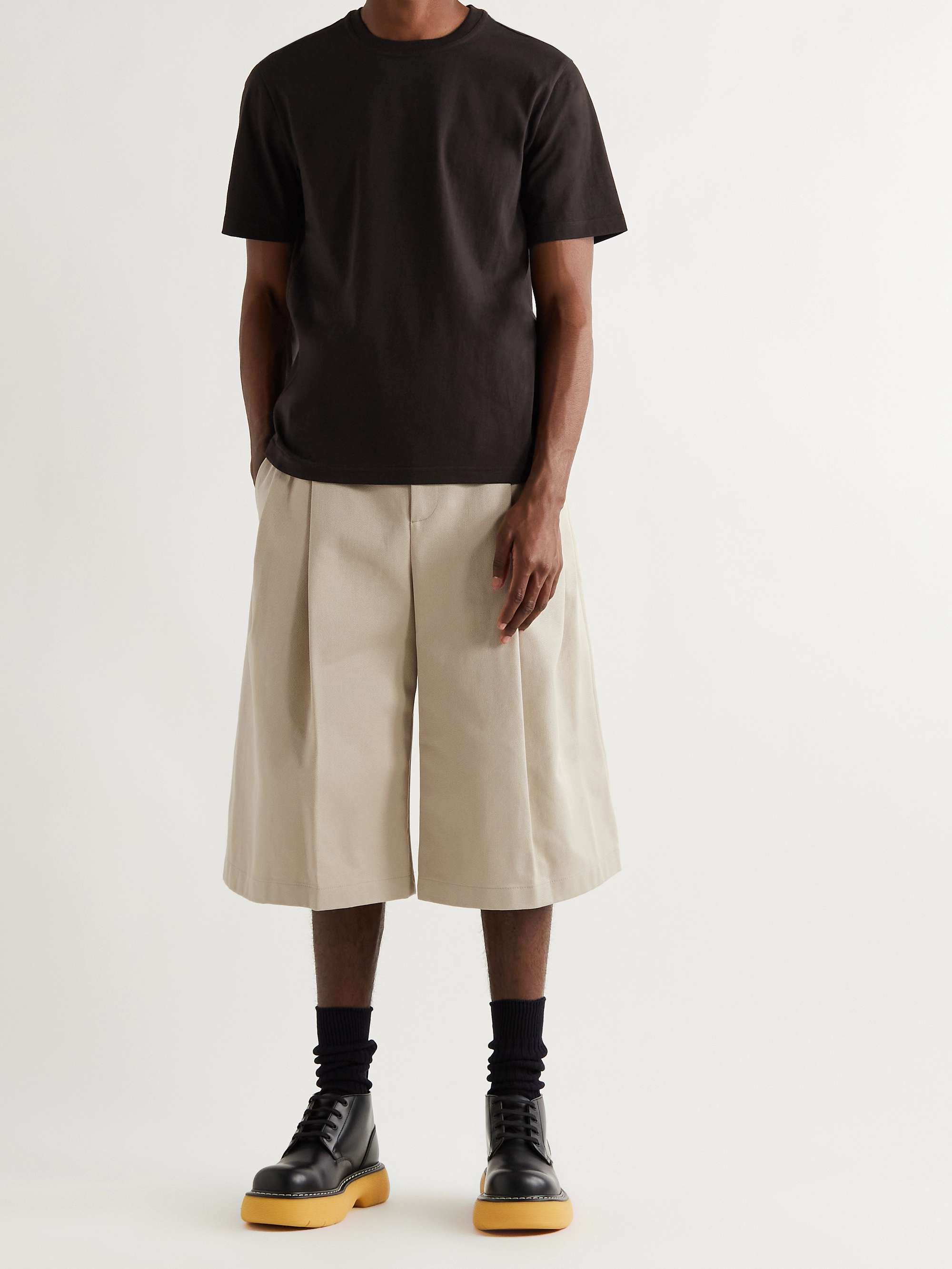 Off-white Straight-Leg Logo-Appliquéd Linen Bermuda Shorts | STONE 