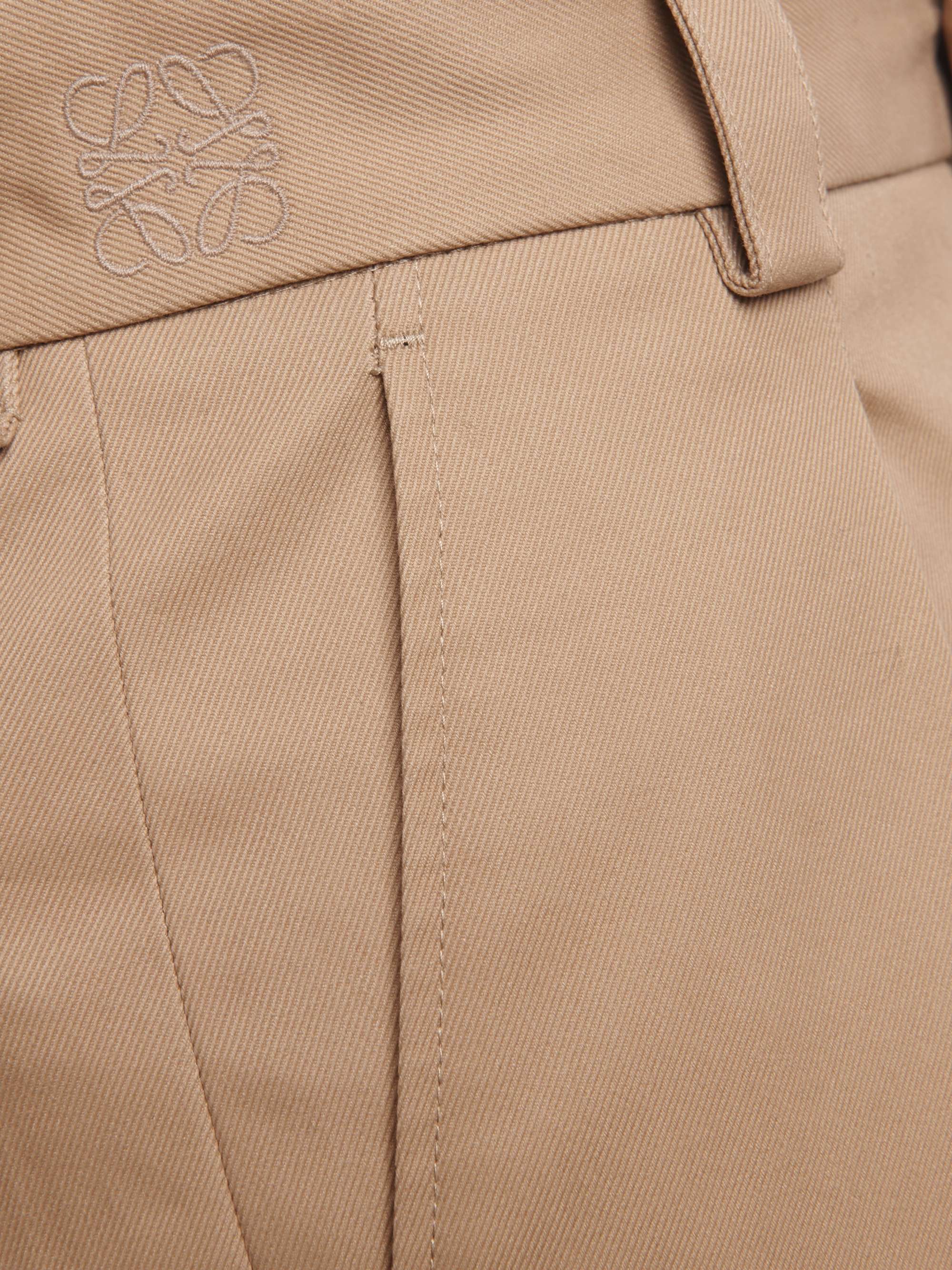 LOEWE Tapered Cropped Pleated Cotton-Twill Cargo Trousers