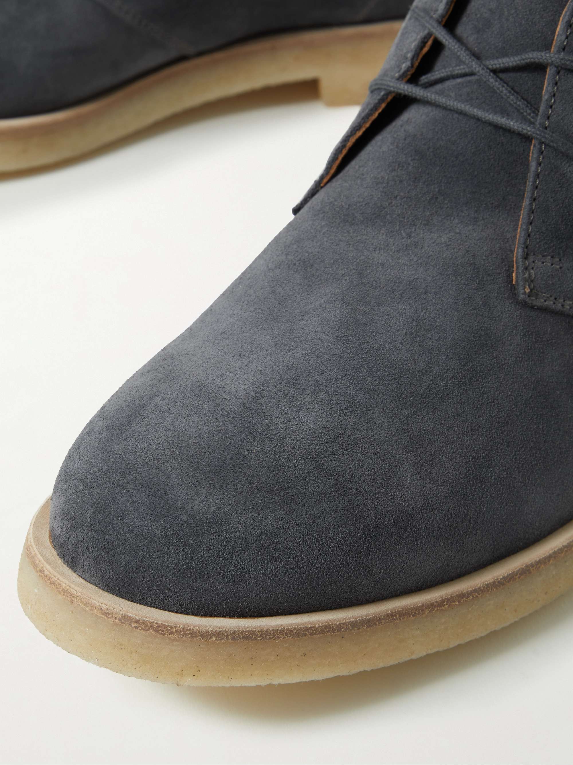 COMMON PROJECTS Suede Chukka Boots
