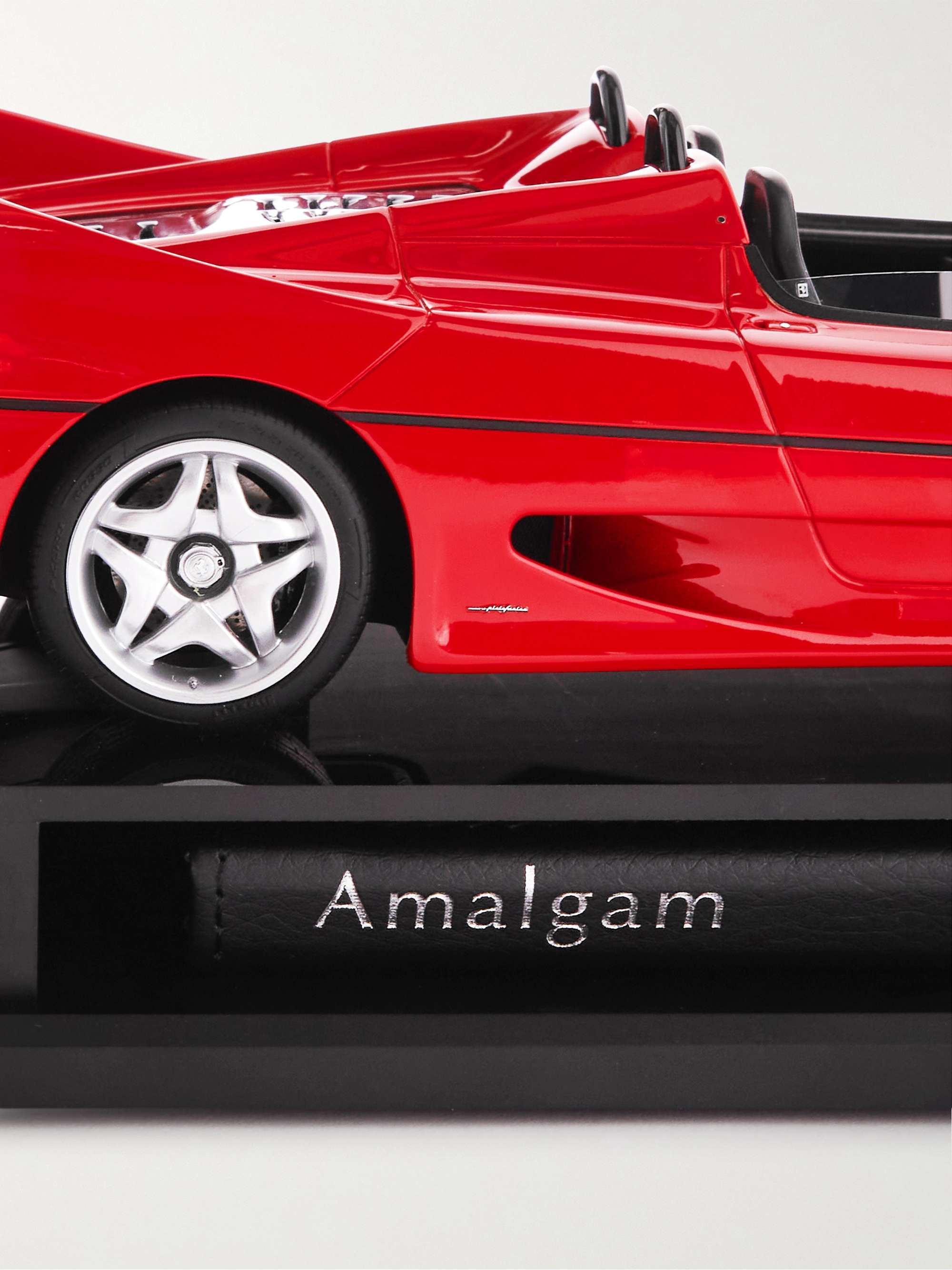 AMALGAM COLLECTION Ferrari F50 1:18 Model Car