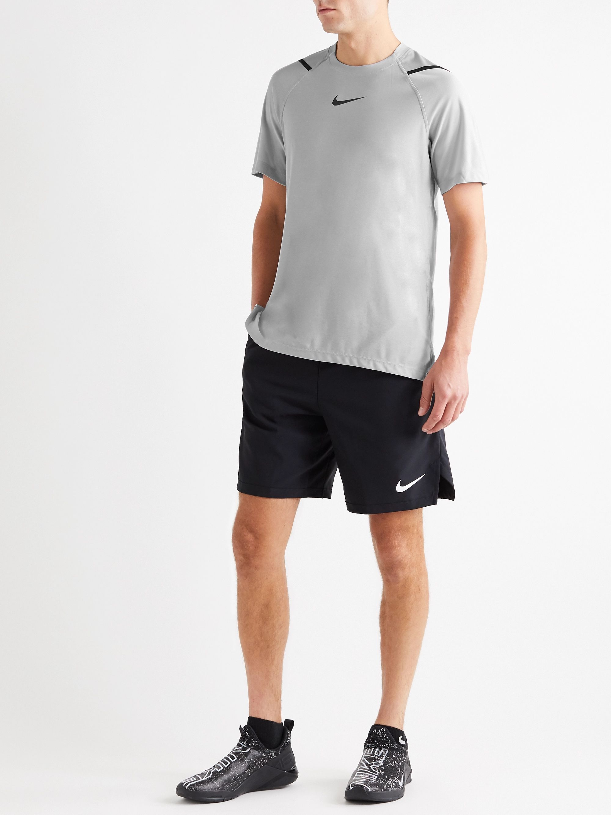 Gray Logo-Print Jersey T-Shirt | Nike 