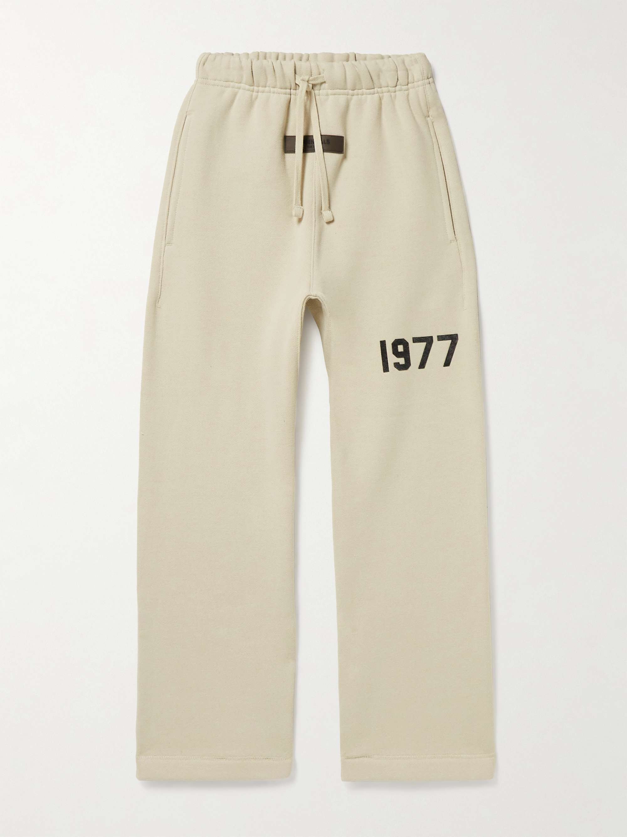 [SPRING 2022 컬렉션] 피어오브갓 에센셜 키즈 스웻팬츠 FEAR OF GOD ESSENTIALS KIDS Logo-Flocked Cotton-Blend Jersey Sweatpants,Ecru