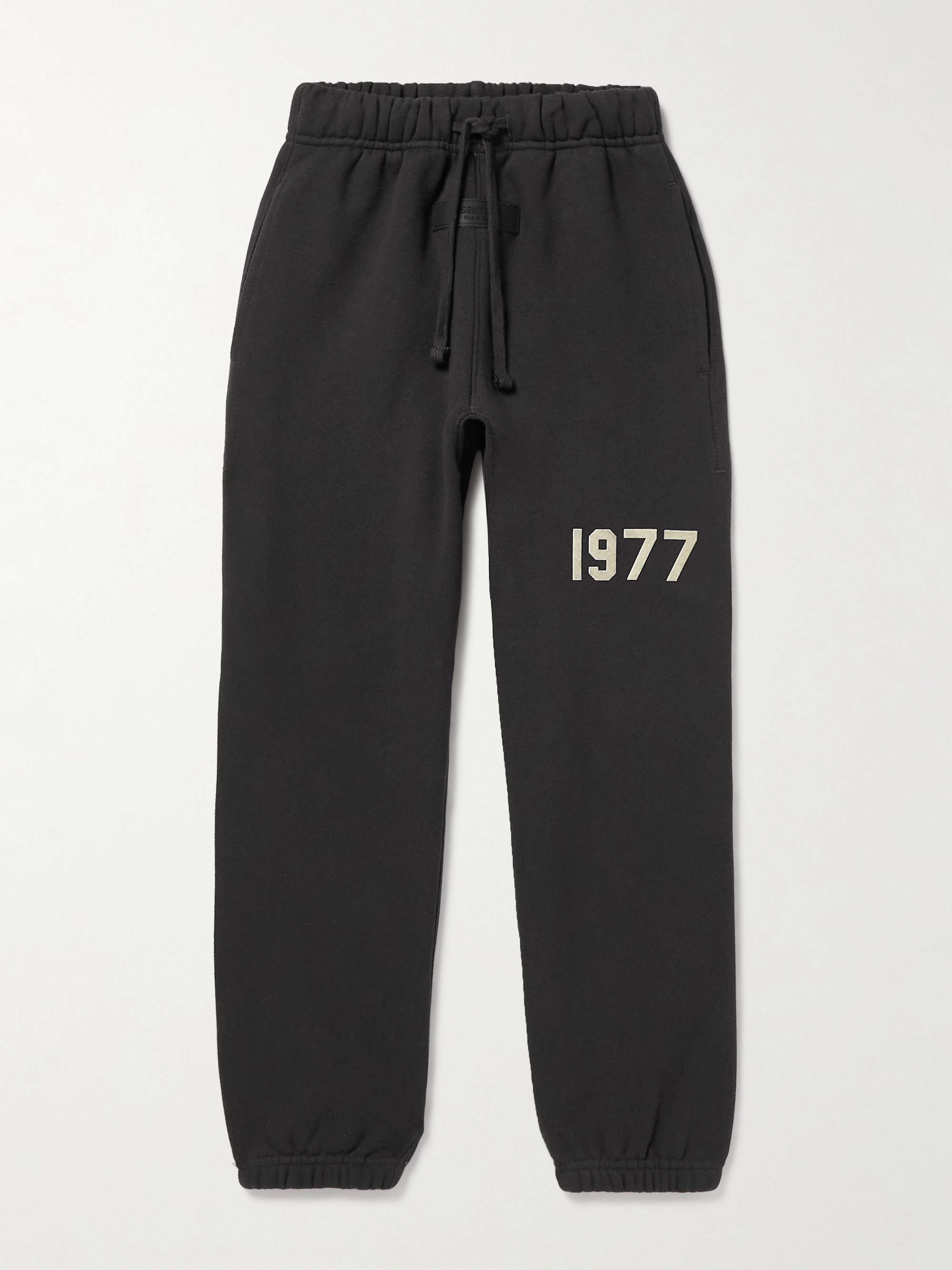 [SPRING 2022 컬렉션] 피어오브갓 에센셜 키즈 스웻팬츠 FEAR OF GOD ESSENTIALS KIDS Logo-Flocked Cotton-Jersey Sweatpants,Charcoal