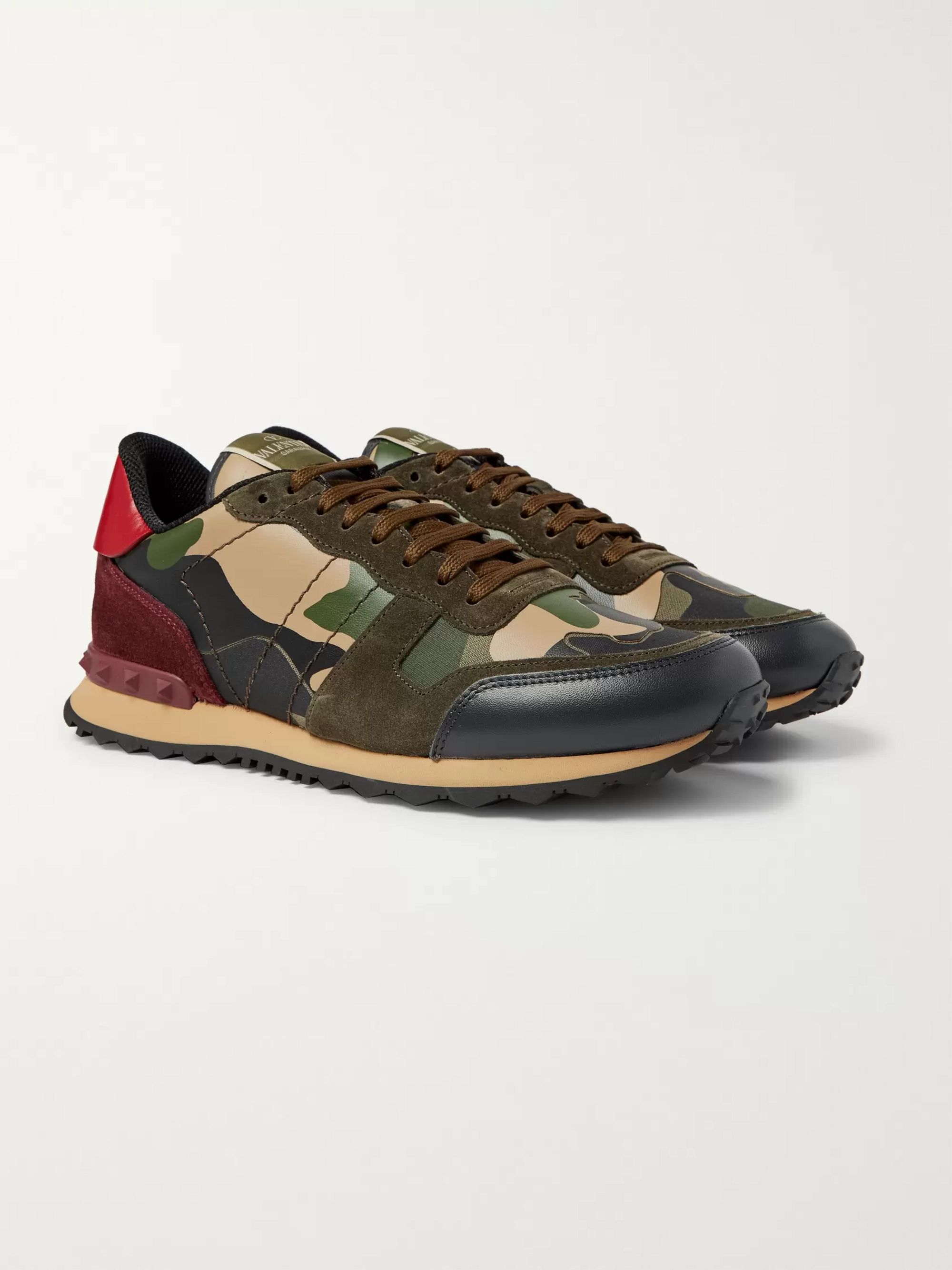 sneakers camouflage valentino