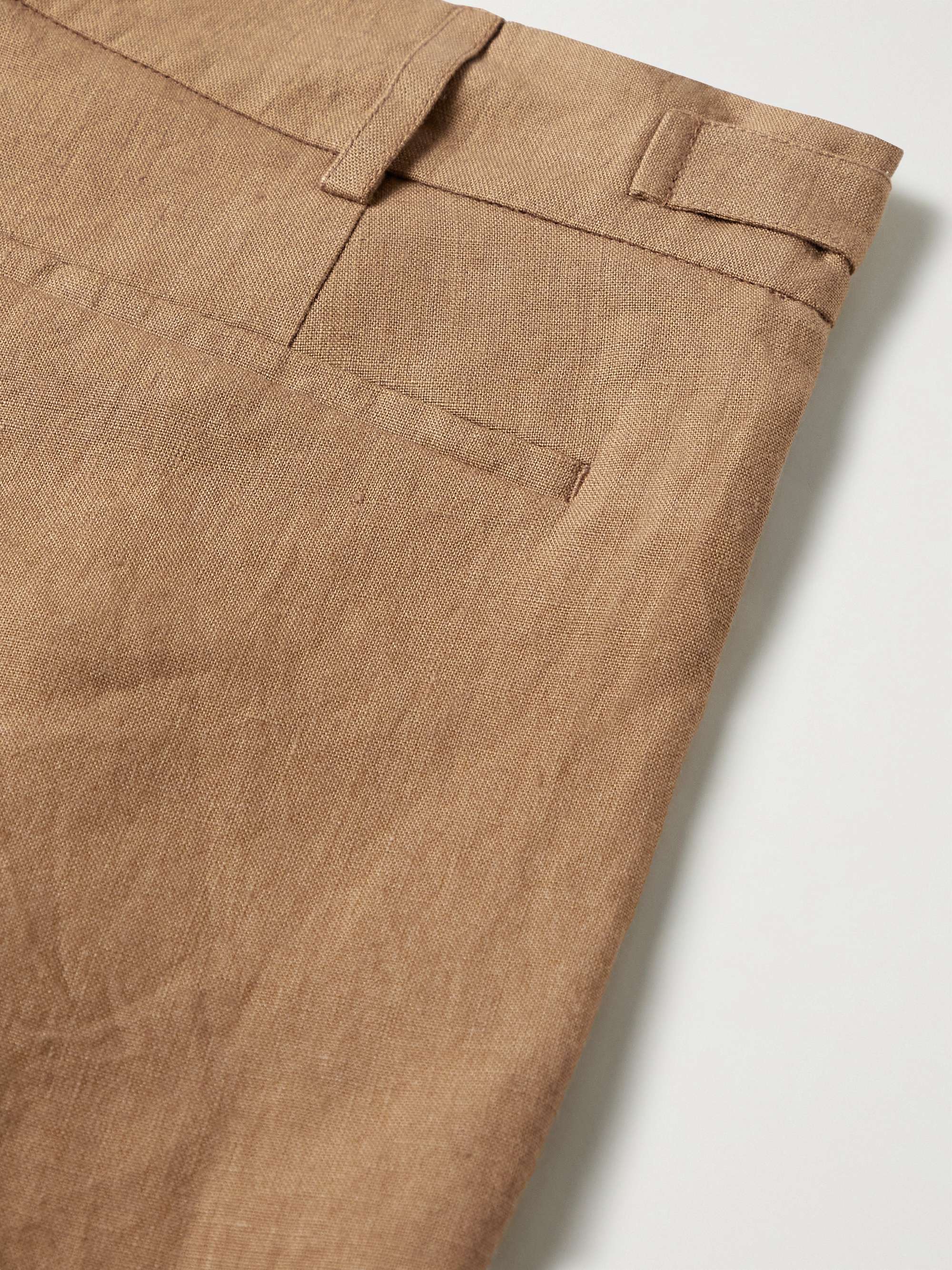 DE BONNE FACTURE Pleated Linen Shorts